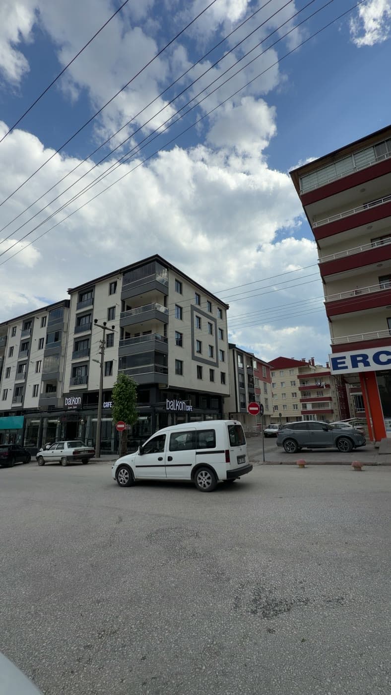 Ercanlar tarafından inşa edilen bina 9
